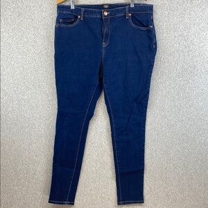 Simply Emma skinny 20W dark wash stretch classic minimalist wardrobe essential